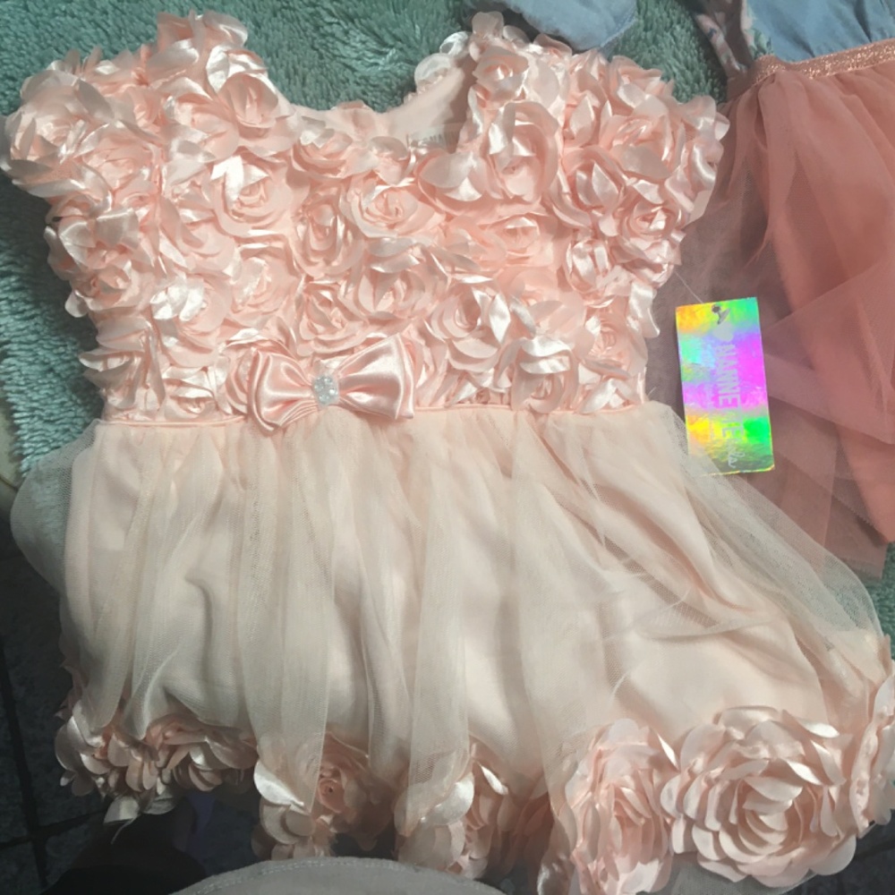Girls Dresses - Picture 5 of 11